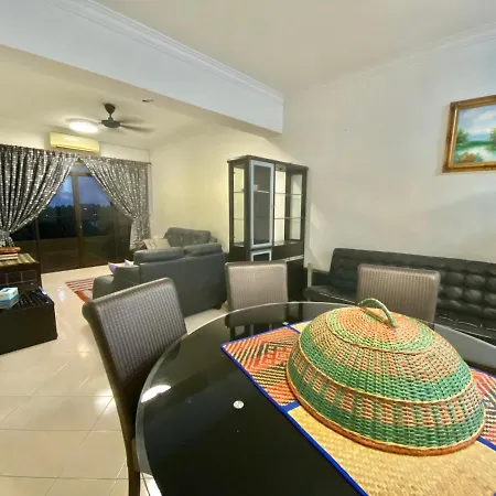 Marina Cove, Lumut Apartment Exterior photo