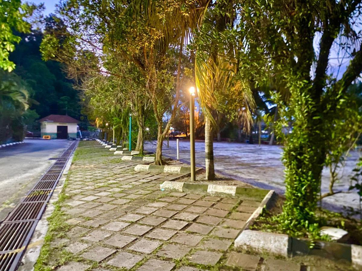 Marina Cove, Apartment *